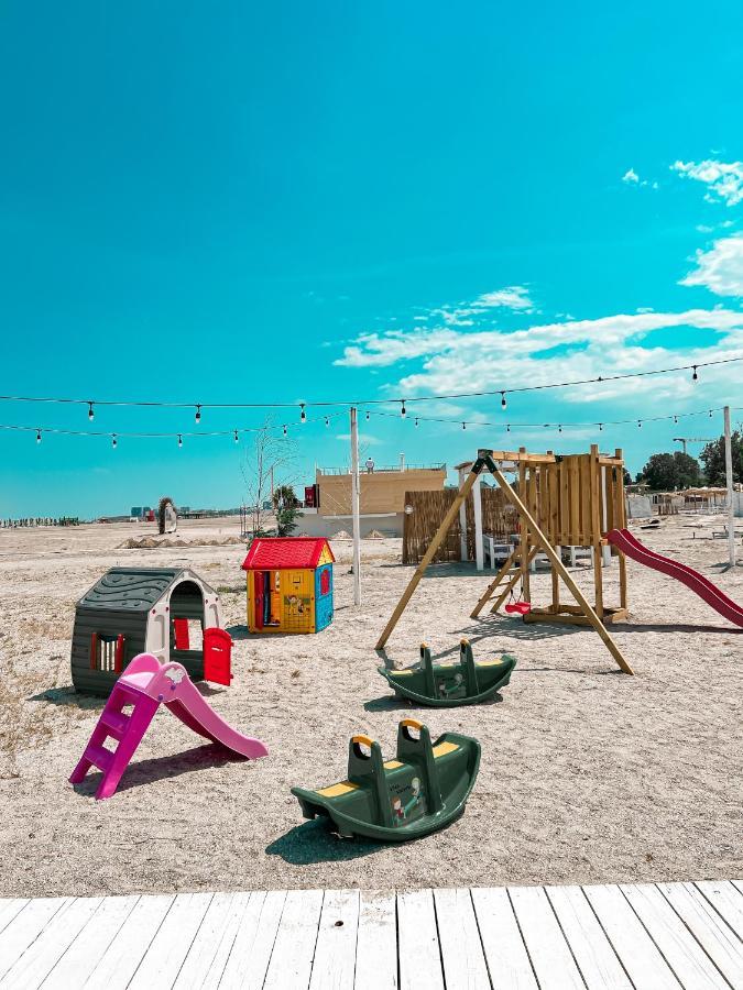 Hotel Victory Mamaia Exterior foto